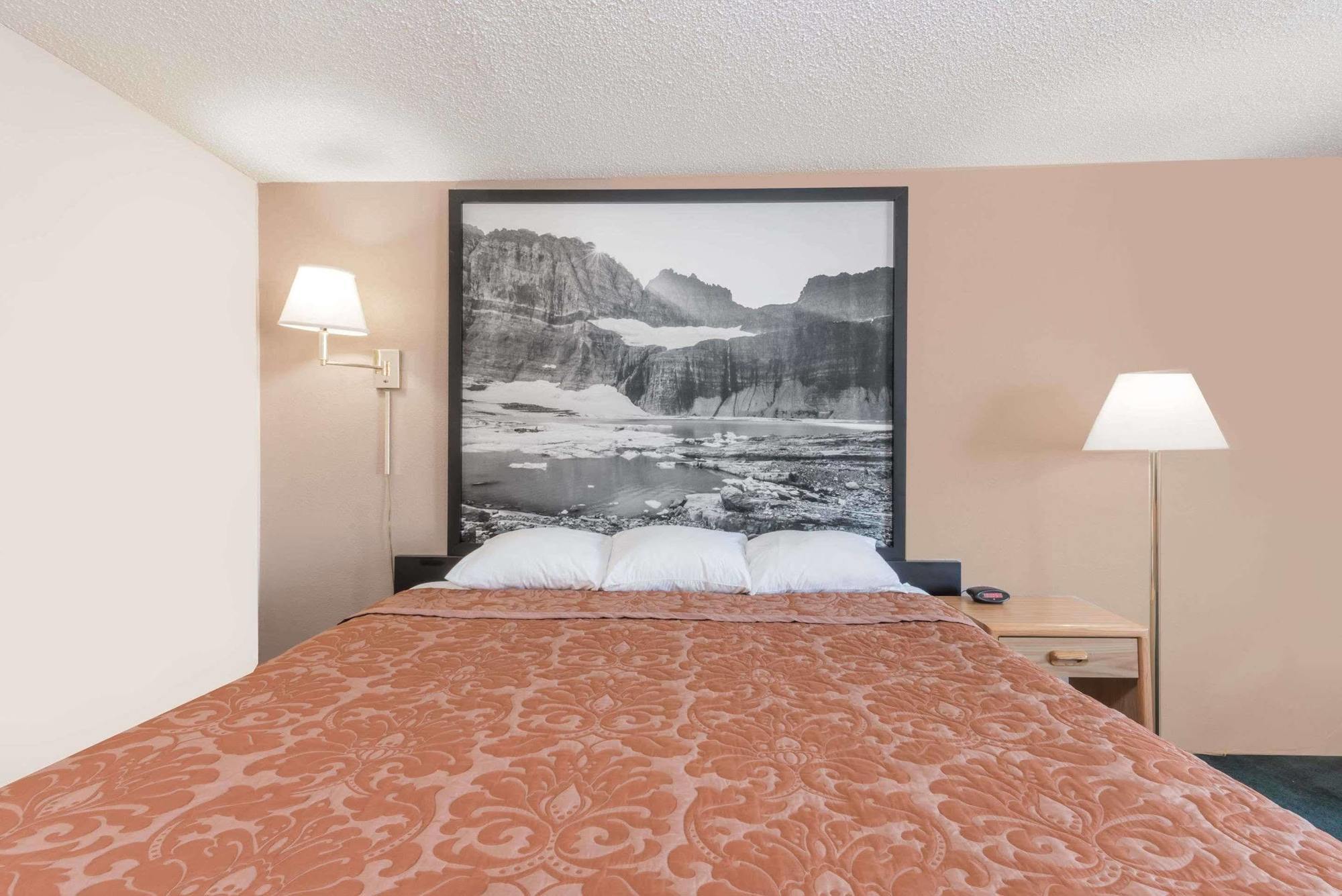 Super 8 By Wyndham Glendive Otel Dış mekan fotoğraf