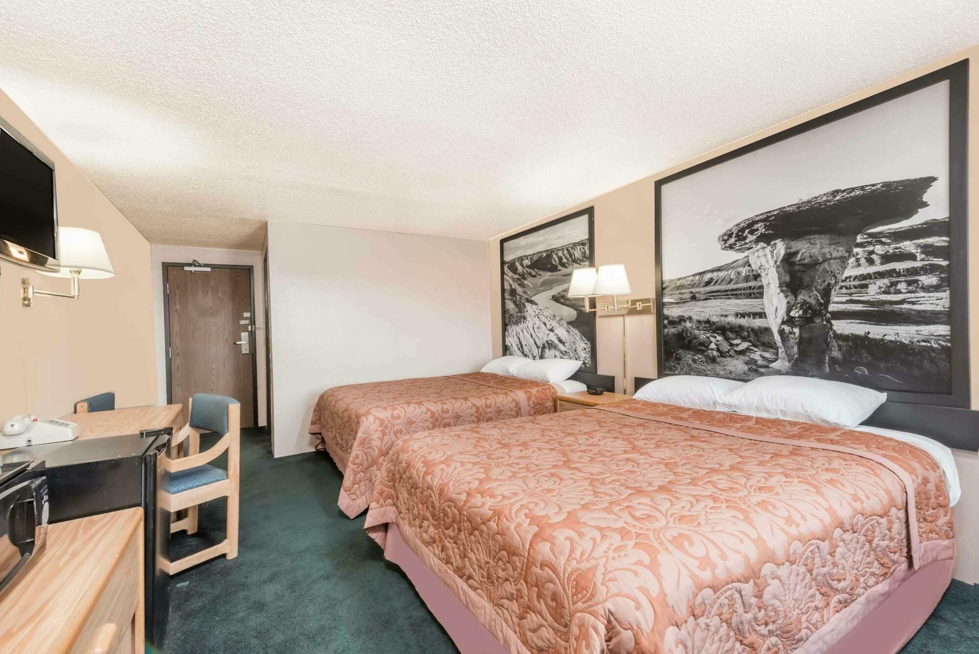 Super 8 By Wyndham Glendive Otel Dış mekan fotoğraf
