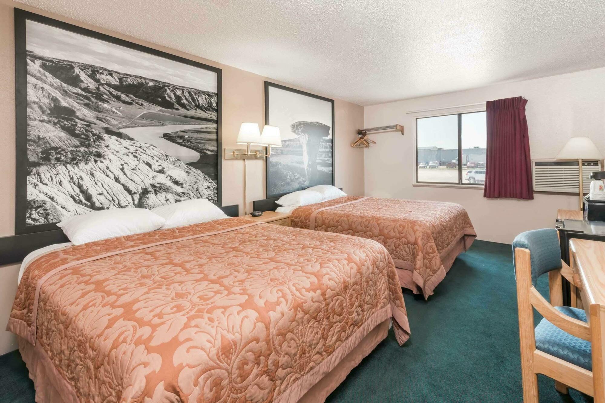 Super 8 By Wyndham Glendive Otel Dış mekan fotoğraf